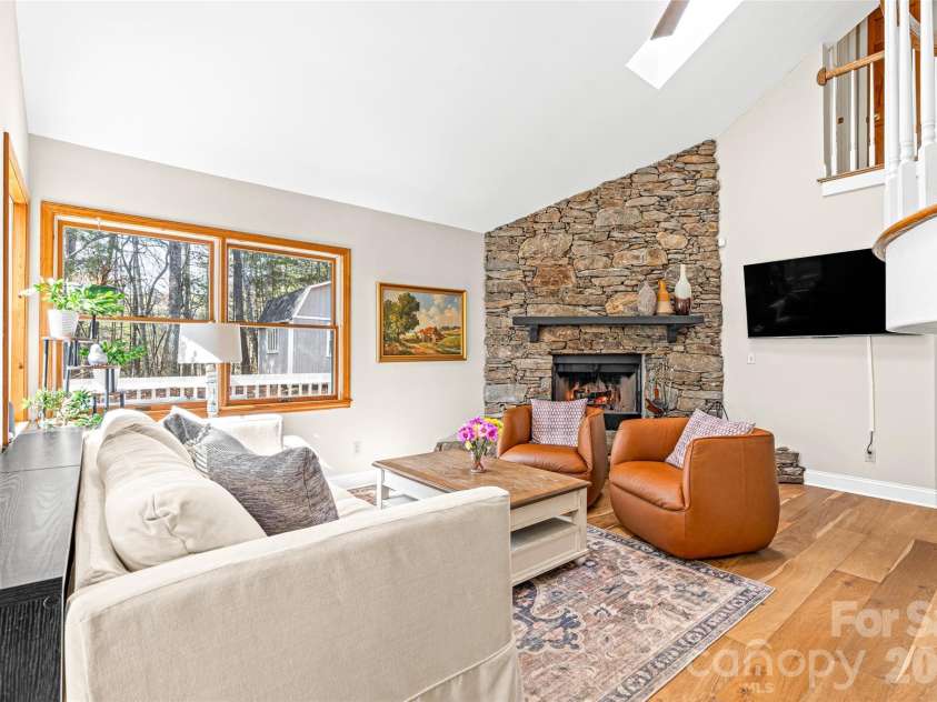 649 Upper Bailey Branch Road, Mars Hill, NC 28754.  MLS# CAR4344210, YatesRealty ID 21284. 