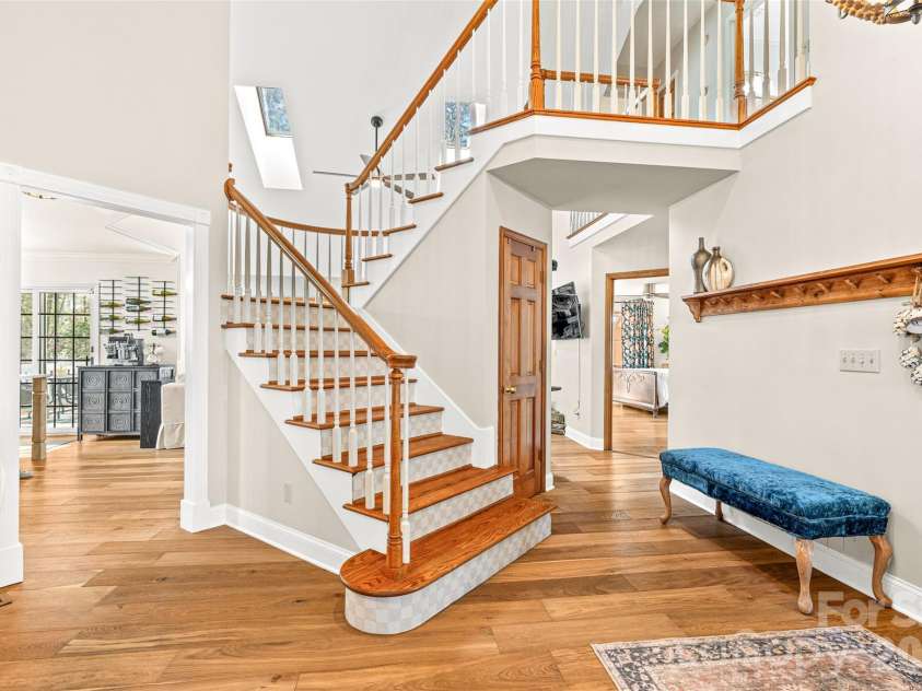 649 Upper Bailey Branch Road, Mars Hill, NC 28754.  MLS# CAR4344210, YatesRealty ID 21284. 