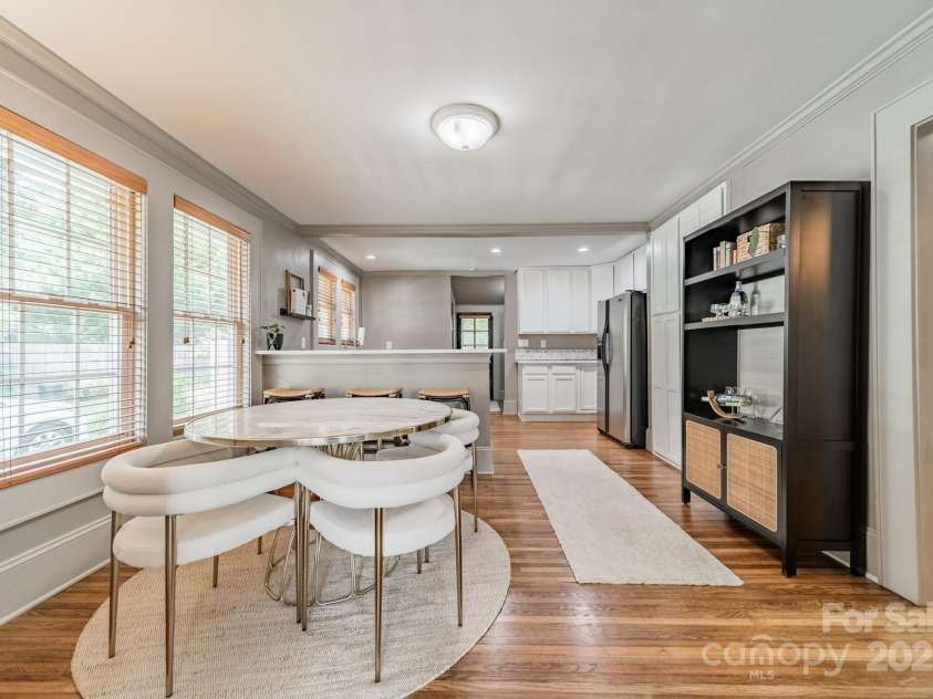 904 Anderson Street, Charlotte, NC 28205.  MLS# CAR4266683, YatesRealty ID 21284. 