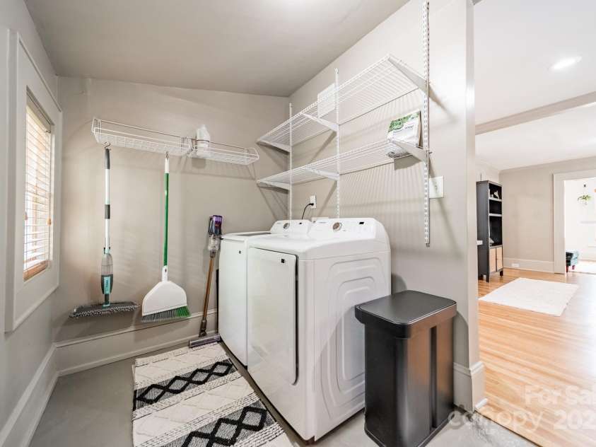 904 Anderson Street, Charlotte, NC 28205.  MLS# CAR4266683, YatesRealty ID 21284. 