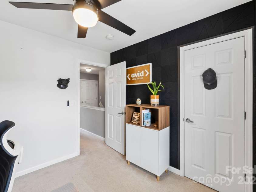 20 Daphne Drive, Arden, NC 28704.  MLS# CAR4260864, YatesRealty ID 21285. 