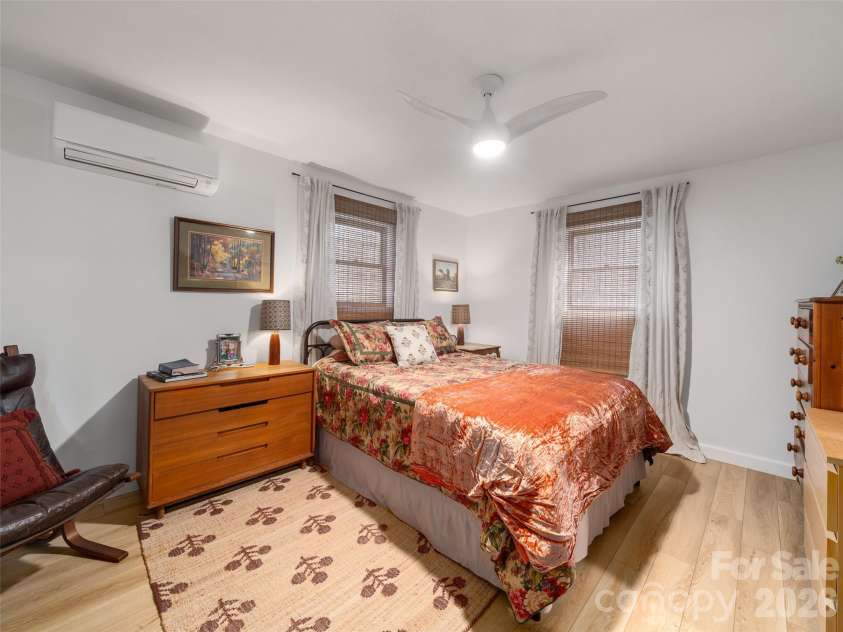 31 Elseetos Drive, Brevard, NC 28712.  MLS# CAR4360165, YatesRealty ID 21286. 