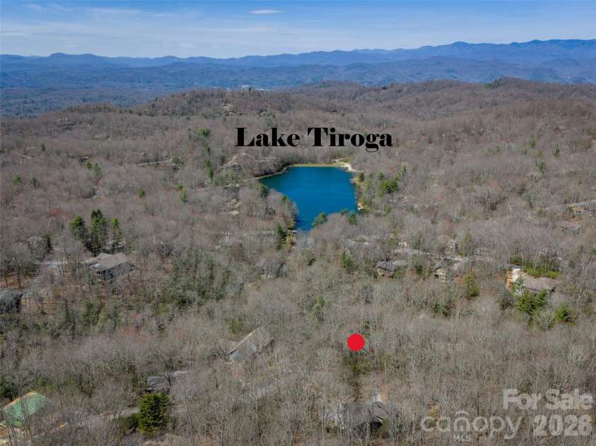 31 Elseetos Drive, Brevard, NC 28712.  MLS# CAR4360165, YatesRealty ID 21286. Close proximity to Lake Tiroga.