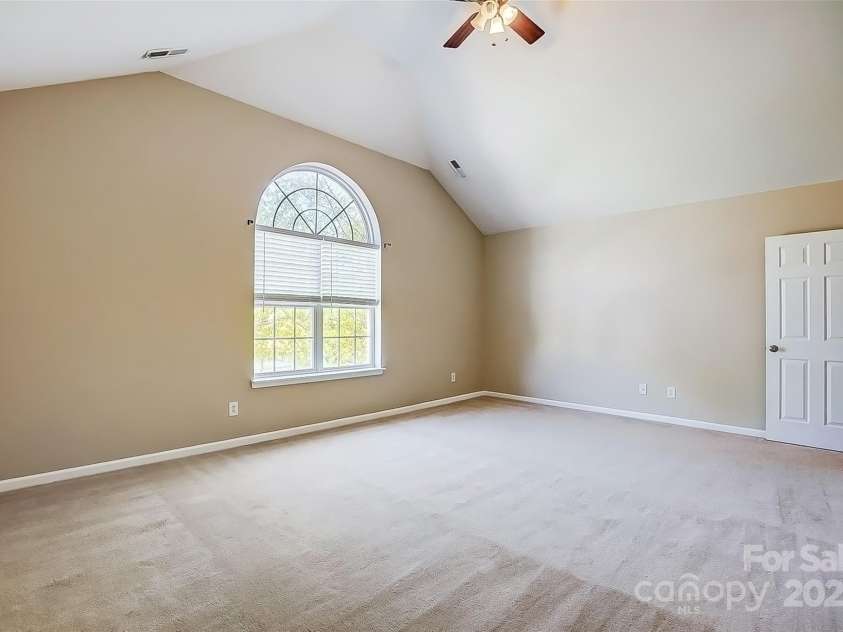 5713 Falkirk Lane, Matthews, NC 28104.  MLS# CAR4243760, YatesRealty ID 21287. 5th Room/Bonus-Media