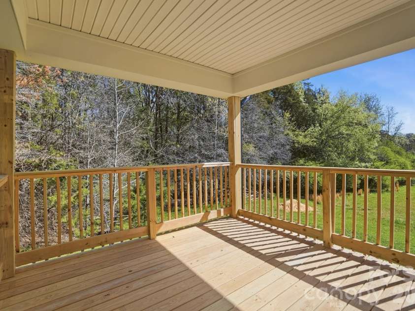 609 Muirfield Drive, Albemarle, NC 28001.  MLS# CAR4330489, YatesRealty ID 21287. 