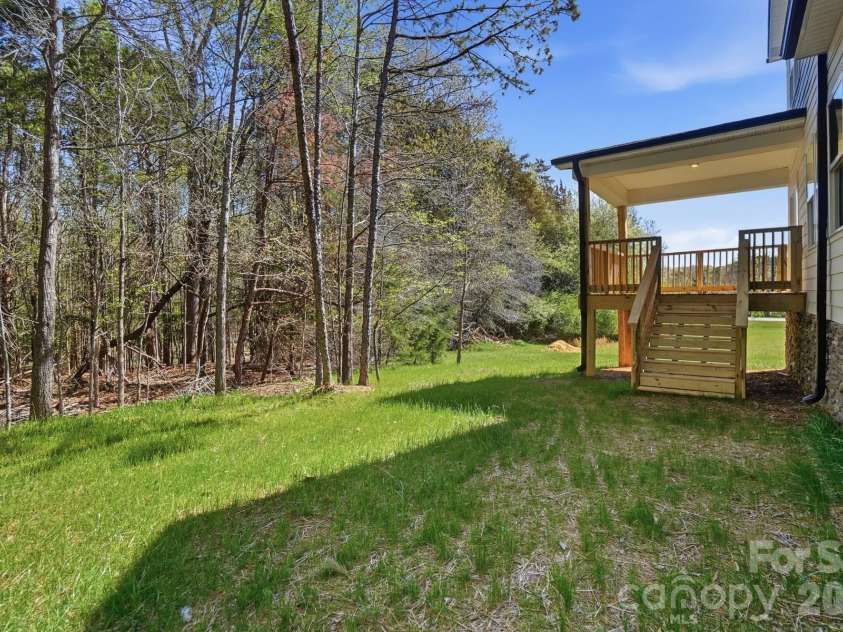 609 Muirfield Drive, Albemarle, NC 28001.  MLS# CAR4330489, YatesRealty ID 21287. 