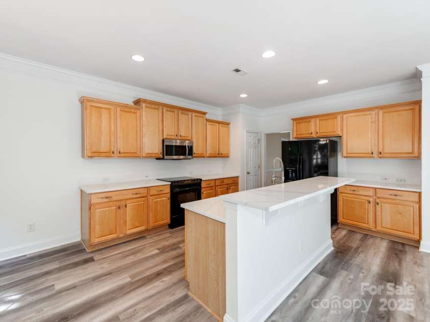 533 Montgrove Place, Concord, NC 28027.  MLS# CAR4255998, YatesRealty ID 2129. 