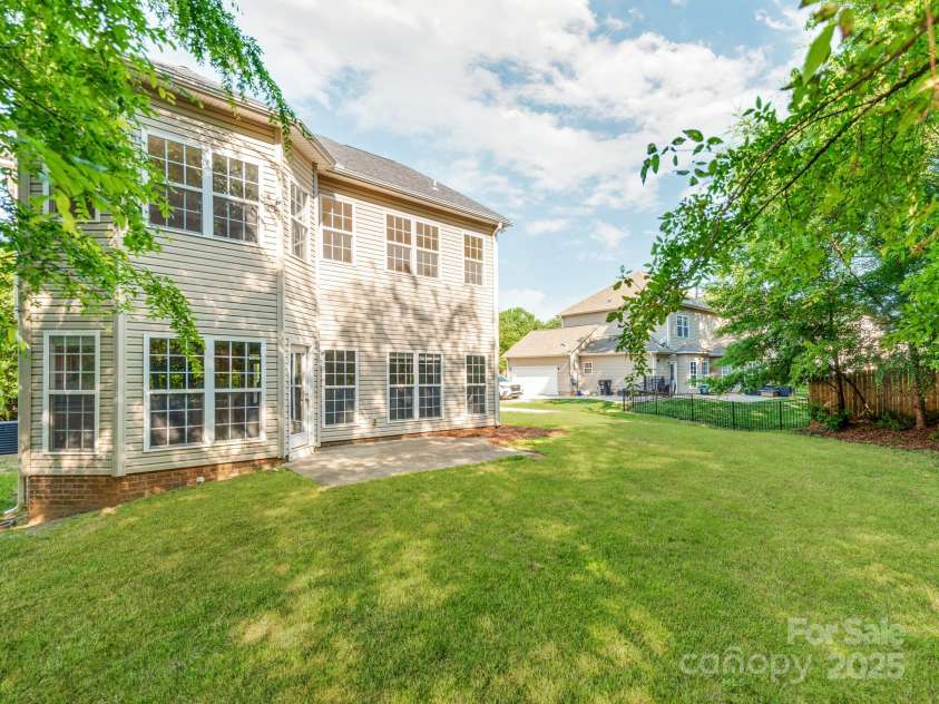 533 Montgrove Place, Concord, NC 28027.  MLS# CAR4255998, YatesRealty ID 2129. 