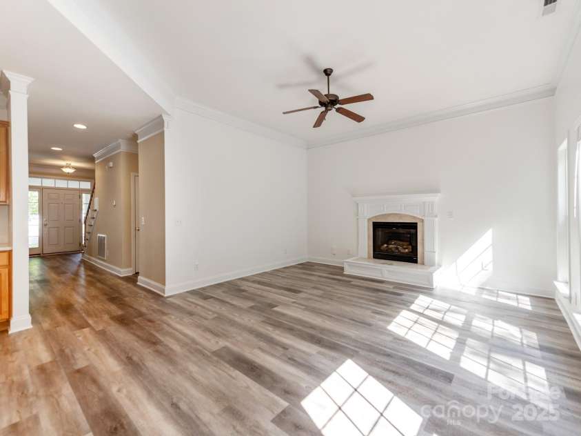 533 Montgrove Place, Concord, NC 28027.  MLS# CAR4255998, YatesRealty ID 2129. Family Room off kitchen