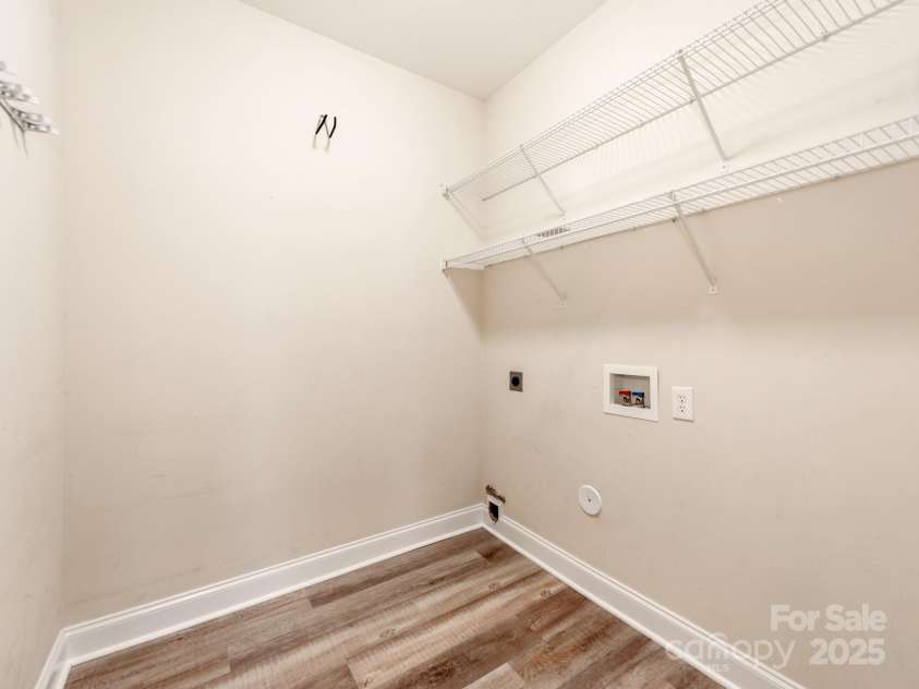 533 Montgrove Place, Concord, NC 28027.  MLS# CAR4255998, YatesRealty ID 2129. Laundry Room