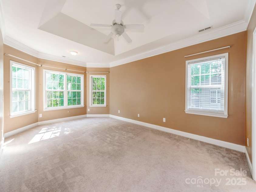 533 Montgrove Place, Concord, NC 28027.  MLS# CAR4255998, YatesRealty ID 2129. Owner's Suite