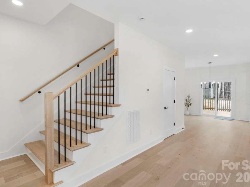 5002 Parkwood School Road, Waxhaw, NC 28173.  MLS# CAR4373585, YatesRealty ID 21290. 