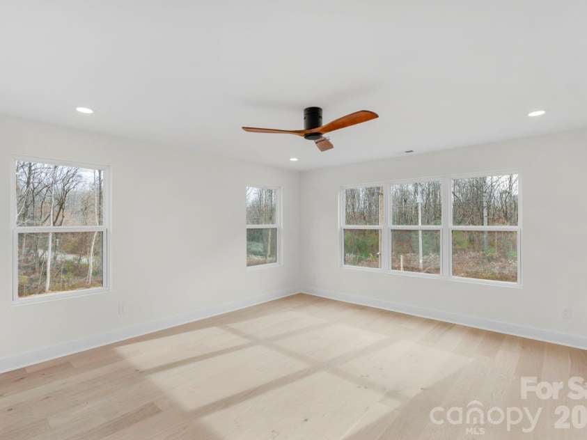 5002 Parkwood School Road, Waxhaw, NC 28173.  MLS# CAR4373585, YatesRealty ID 21290. 