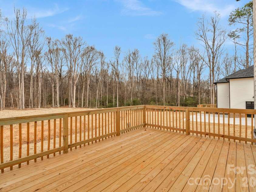 5002 Parkwood School Road, Waxhaw, NC 28173.  MLS# CAR4373585, YatesRealty ID 21290. 