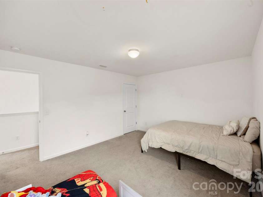 717 Lexington Drive, Albemarle, NC 28001.  MLS# CAR4345706, YatesRealty ID 21291. 