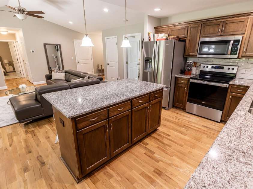 1005 8th Avenue, Conover, NC 28613.  MLS# CAR4273753, YatesRealty ID 21292. 