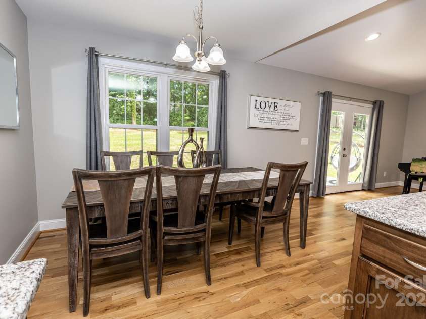 1005 8th Avenue, Conover, NC 28613.  MLS# CAR4273753, YatesRealty ID 21292. 