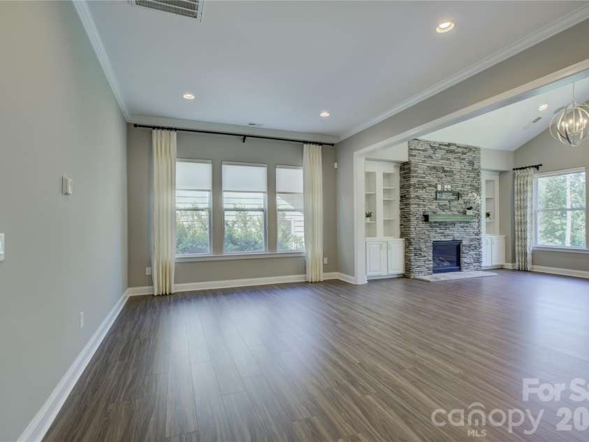 15512 Aviary Orchard Way, Charlotte, NC 28278.  MLS# CAR4372360, YatesRealty ID 21293. 
