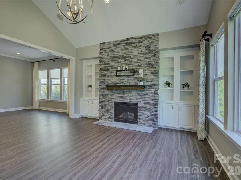 15512 Aviary Orchard Way, Charlotte, NC 28278.  MLS# CAR4372360, YatesRealty ID 21293. 