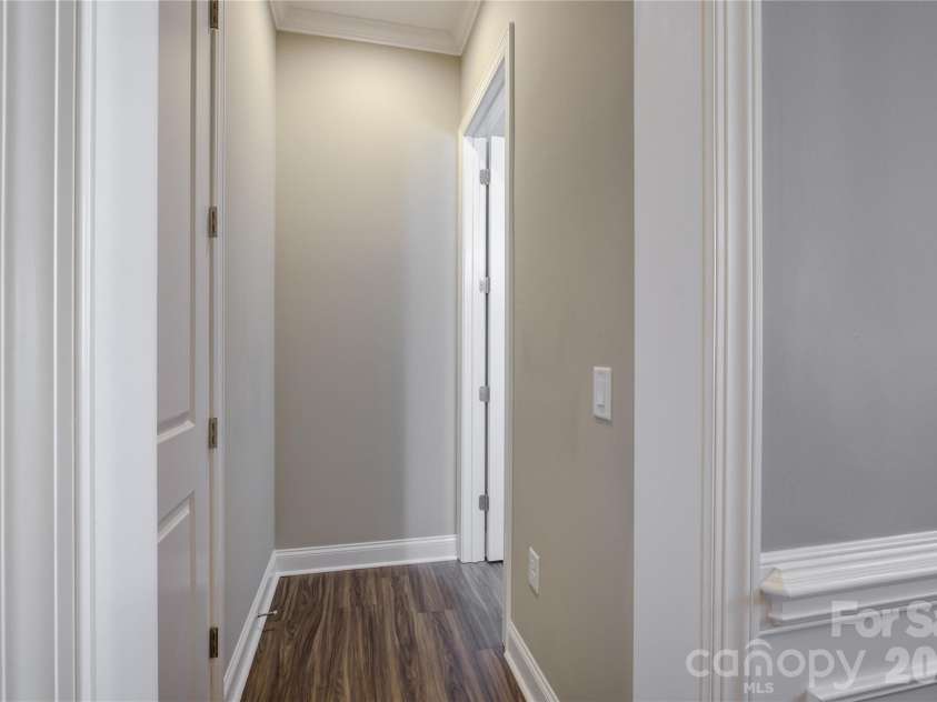 15512 Aviary Orchard Way, Charlotte, NC 28278.  MLS# CAR4372360, YatesRealty ID 21293. 
