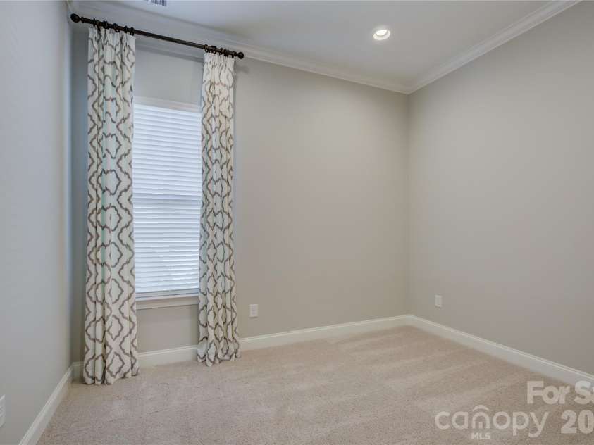 15512 Aviary Orchard Way, Charlotte, NC 28278.  MLS# CAR4372360, YatesRealty ID 21293. 