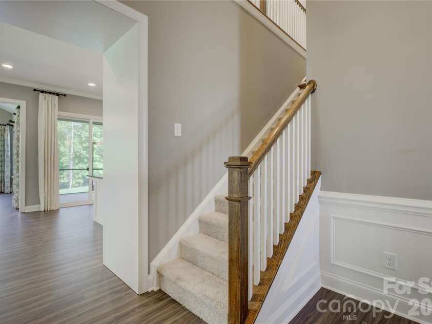 15512 Aviary Orchard Way, Charlotte, NC 28278.  MLS# CAR4372360, YatesRealty ID 21293. 