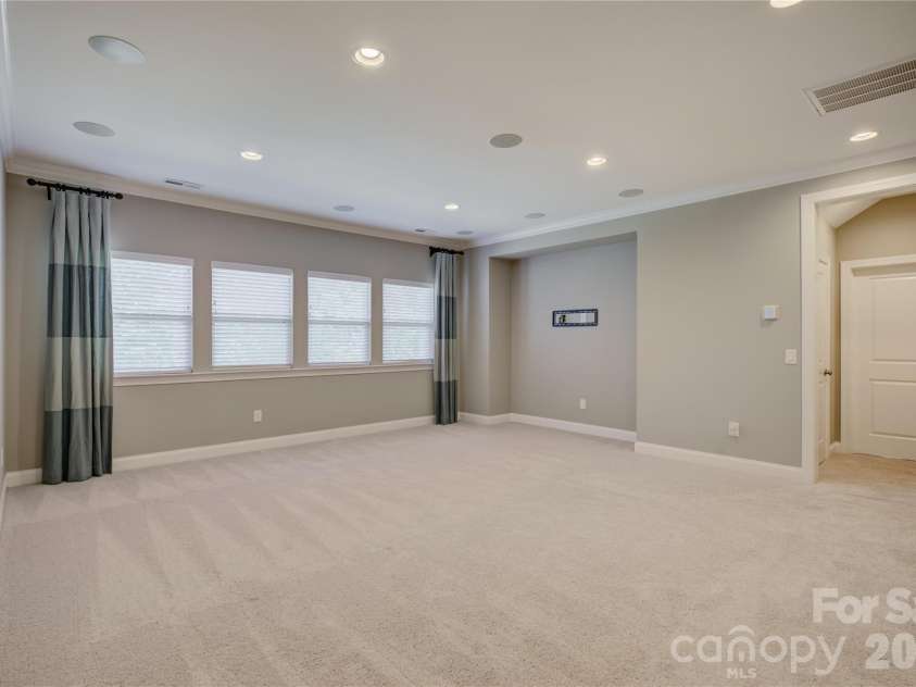 15512 Aviary Orchard Way, Charlotte, NC 28278.  MLS# CAR4372360, YatesRealty ID 21293. 