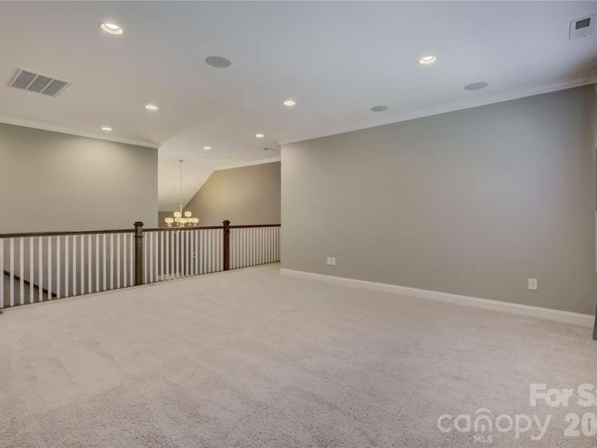 15512 Aviary Orchard Way, Charlotte, NC 28278.  MLS# CAR4372360, YatesRealty ID 21293. 