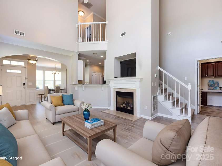 621 Pine Links Drive, Tega Cay, SC 29708.  MLS# CAR4273806, YatesRealty ID 21295. 