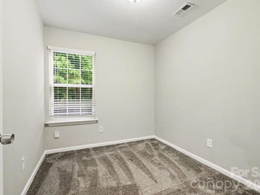 2116 Lauren Elizabeth Court, Charlotte, NC 28214.  MLS# CAR4375317, YatesRealty ID 21296. 