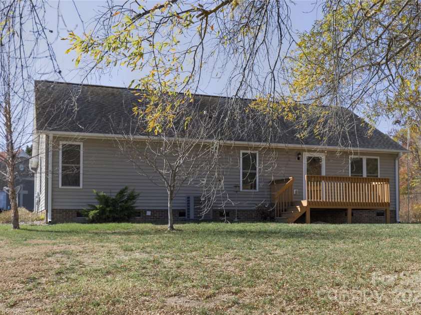 1505 Moss Springs Road, Albemarle, NC 28001.  MLS# CAR4322760, YatesRealty ID 21297. 