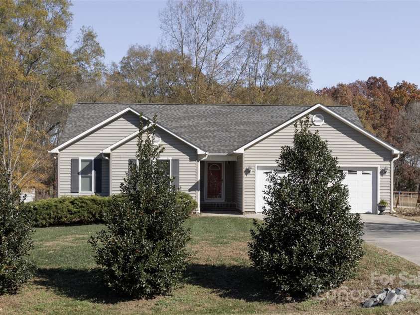 1505 Moss Springs Road, Albemarle, NC 28001.  MLS# CAR4322760, YatesRealty ID 21297. 