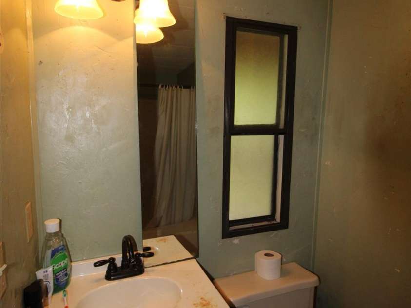 81 Paradise Run Lane, Collettsville, NC 28611.  MLS# CAR4272783, YatesRealty ID 21298. 