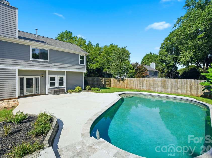 9028 Agnes Park Lane, Huntersville, NC 28078.  MLS# CAR4407141, YatesRealty ID 21298. 