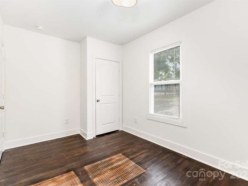 1112 Concord Avenue, Monroe, NC 28110.  MLS# CAR4265452, YatesRealty ID 21299. 