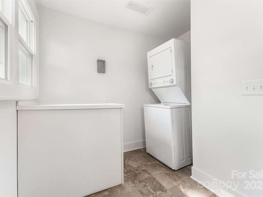 1112 Concord Avenue, Monroe, NC 28110.  MLS# CAR4265452, YatesRealty ID 21299. 