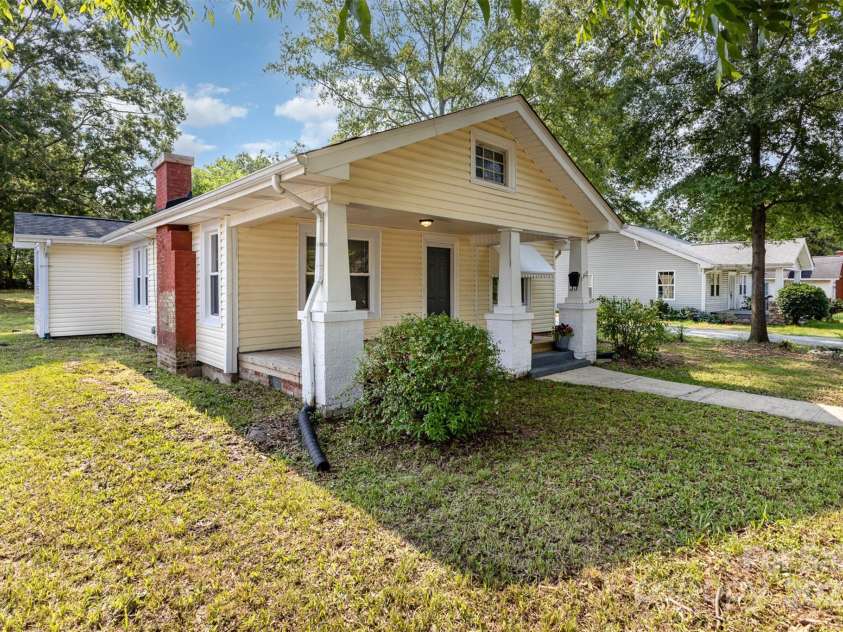 1112 Concord Avenue, Monroe, NC 28110.  MLS# CAR4265452, YatesRealty ID 21299. 