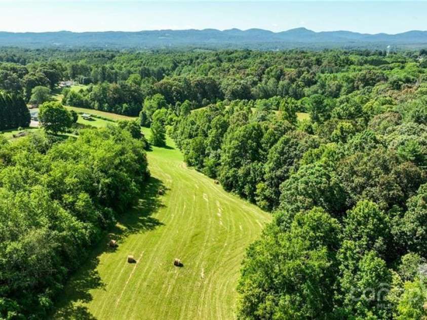 820 Suncrest Orchard Road, North Wilkesboro, NC 28659.  MLS# CAR4274555, YatesRealty ID 213. 