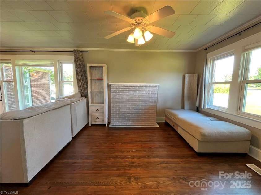 820 Suncrest Orchard Road, North Wilkesboro, NC 28659.  MLS# CAR4274555, YatesRealty ID 213. 