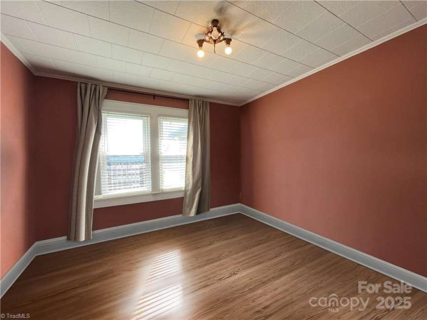 820 Suncrest Orchard Road, North Wilkesboro, NC 28659.  MLS# CAR4274555, YatesRealty ID 213. 