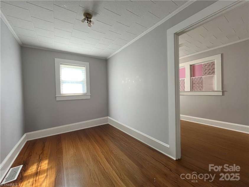 820 Suncrest Orchard Road, North Wilkesboro, NC 28659.  MLS# CAR4274555, YatesRealty ID 213. 