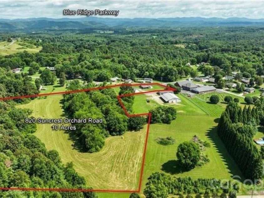820 Suncrest Orchard Road, North Wilkesboro, NC 28659.  MLS# CAR4375292, YatesRealty ID 213. 