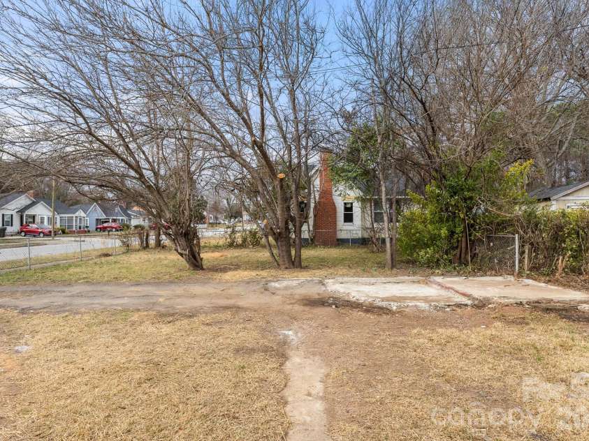 330 Stonewall Avenue, Rock Hill, SC 29730.  MLS# CAR4333917, YatesRealty ID 2130. 