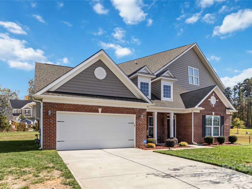 4812 Weber Court, Gastonia, NC 28056.  MLS# CAR4197929, YatesRealty ID 2130. 