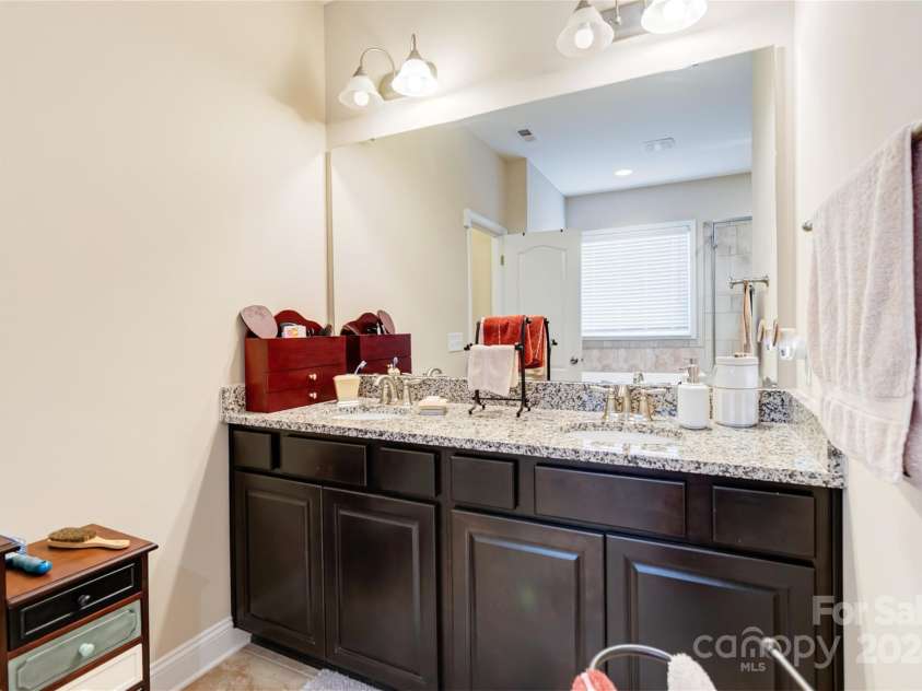 4812 Weber Court, Gastonia, NC 28056.  MLS# CAR4197929, YatesRealty ID 2130. 