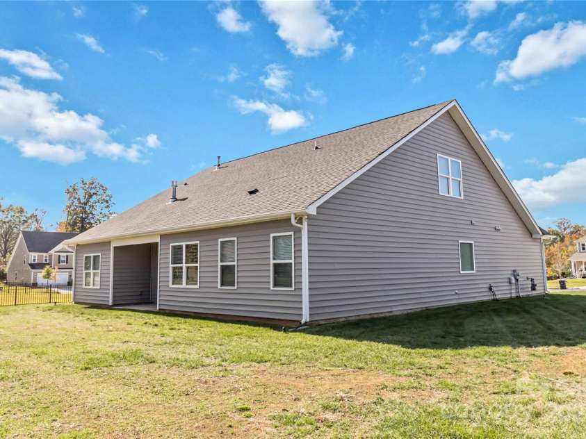 4812 Weber Court, Gastonia, NC 28056.  MLS# CAR4197929, YatesRealty ID 2130. 