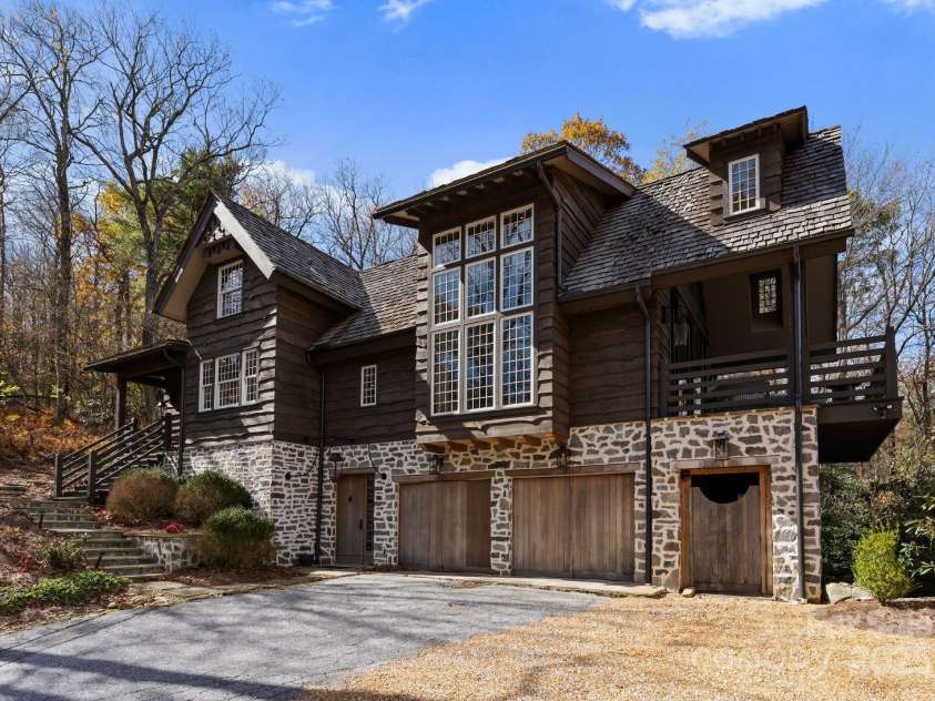 87 & 91 Salt Rock Court, Highlands, NC 28741.  MLS# CAR4228717, YatesRealty ID 2130. 