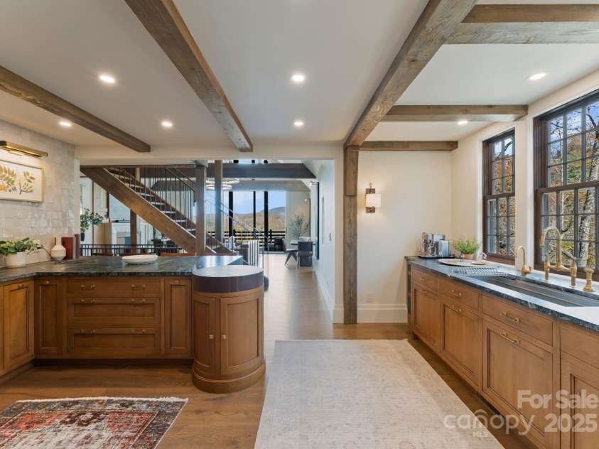 87 & 91 Salt Rock Court, Highlands, NC 28741.  MLS# CAR4228717, YatesRealty ID 2130. 