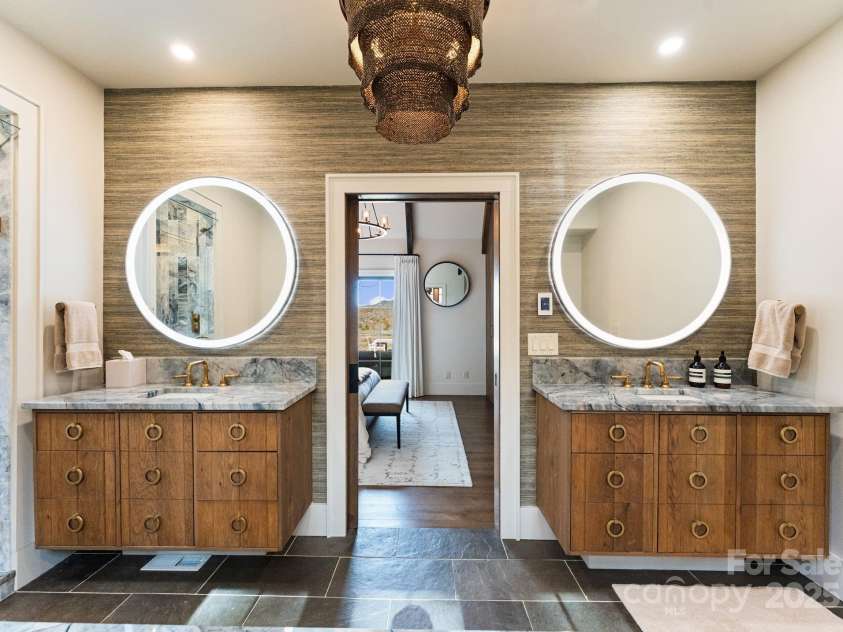 87 & 91 Salt Rock Court, Highlands, NC 28741.  MLS# CAR4228717, YatesRealty ID 2130. 