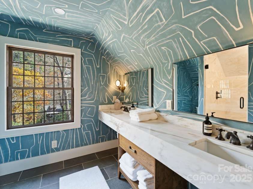 87 & 91 Salt Rock Court, Highlands, NC 28741.  MLS# CAR4228717, YatesRealty ID 2130. 